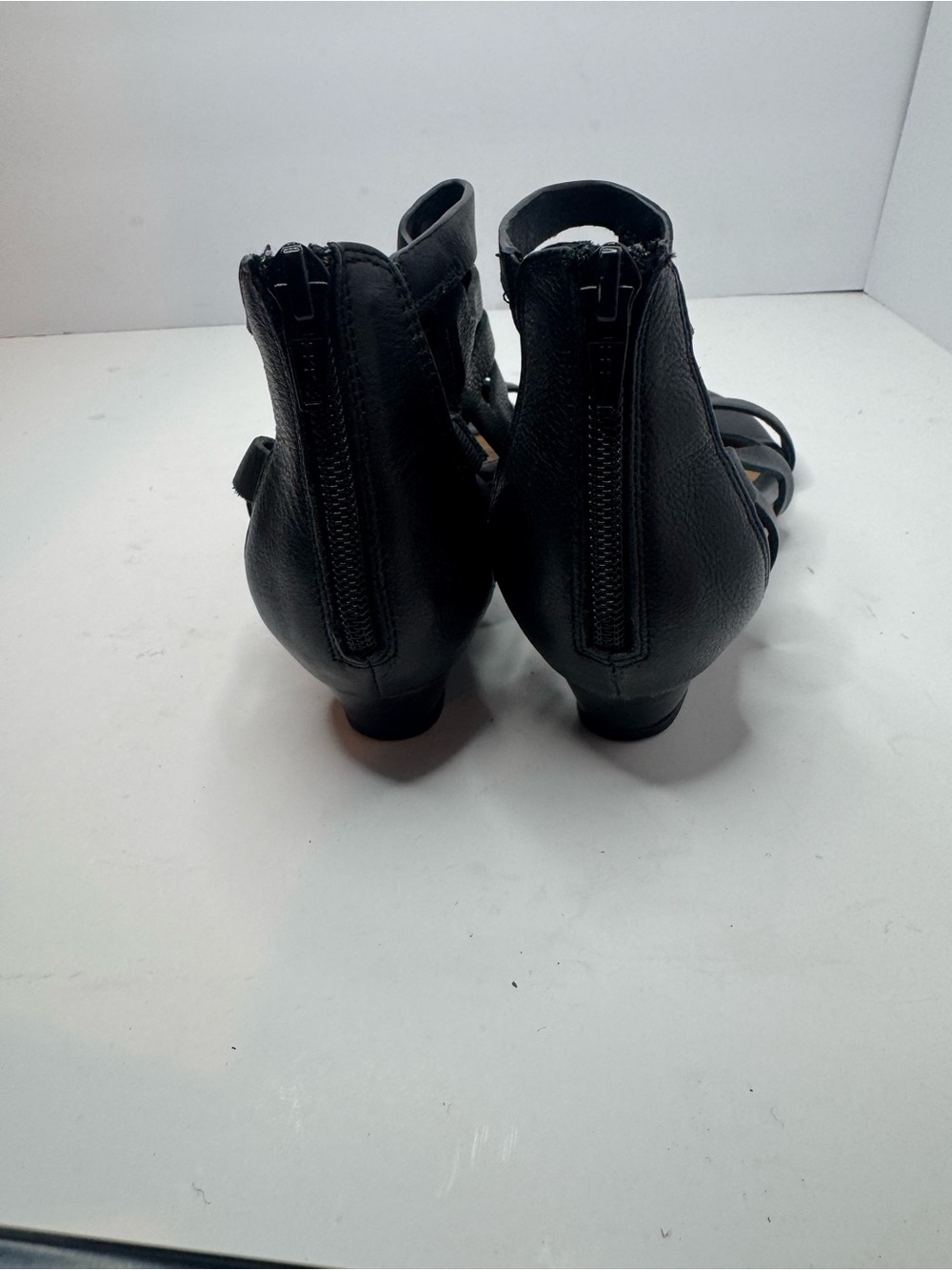Sofft Women’s Black Strappy Gladiator Sandals Comfortable Everyday Style Size 6M - Picture 4 of 8
